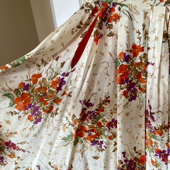 Vintage 1950’s Autumn floral taffeta dress - Picture 6 of 7